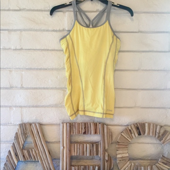 Athletic tennis crisscross tank top - Picture 1 of 4
